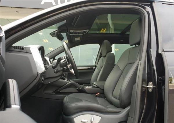 Porsche Cayenne cena 148000 przebieg: 188000, rok produkcji 2015 z Kraków małe 191